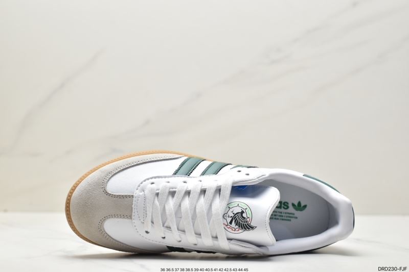 Adidas Sneakers